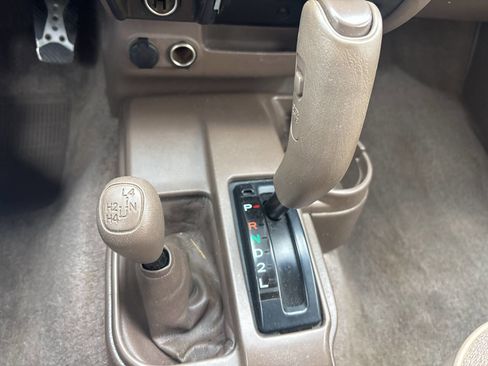 Used 1998 Toyota Tacoma 4x4 Xtracab V6 image 28