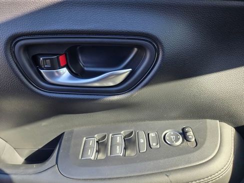 New 2026 Honda HR-V EX-L image 16