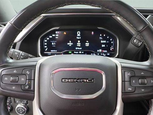 Used 2024 GMC Sierra 2500 Denali w/ Technology Package image 12