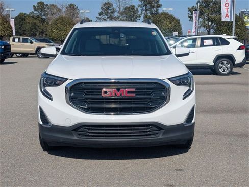 Used 2020 GMC Terrain SLE w/ Driver Convenience Package image 8