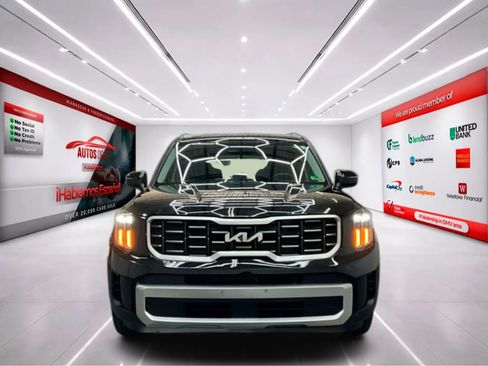 Used 2024 Kia Telluride EX AWD/4WD image 3