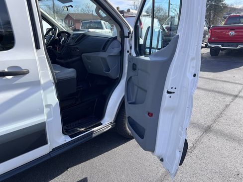 Used 2015 Ford Transit 250 250 3dr SWB Low Roof Cargo Van image 25