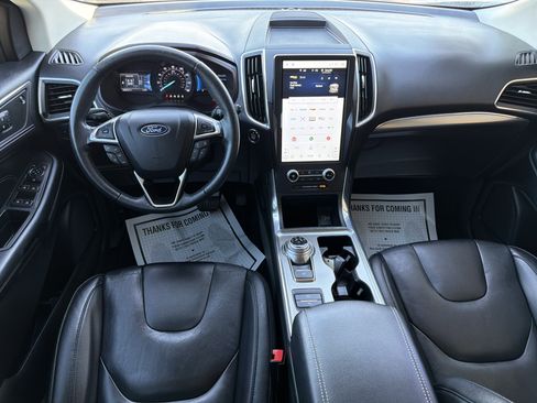 Used 2022 Ford Edge Titanium image 11