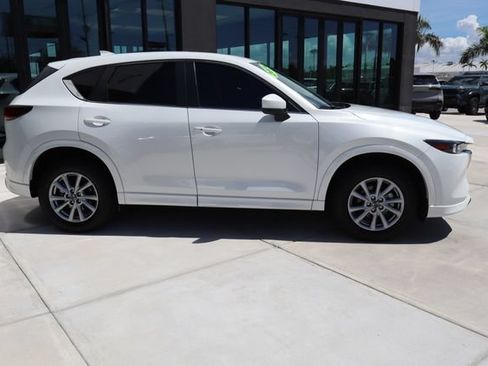 Used 2024 MAZDA CX-5 AWD 2.5 S w/ Preferred Package image 2