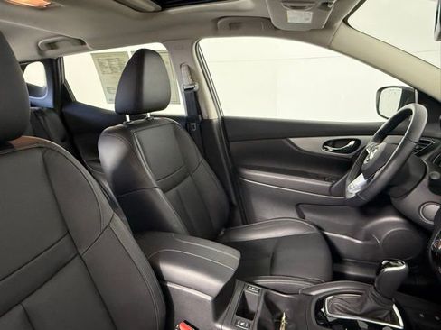 Used 2020 Nissan Rogue Sport SL w/ Premium Package image 53