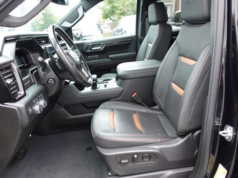 Used 2024 GMC Sierra 1500 AT4 w/ AT4 Preferred Package image 19