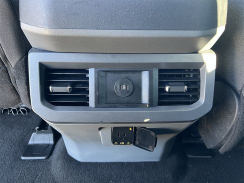 Used 2025 Ford F250 XLT w/ FX4 Off-Road Package image 31