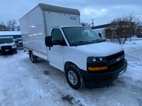Used 2021 Chevrolet Express 3500 w/ Power Convenience Package image 3