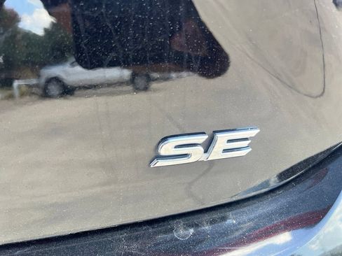 Used 2025 Toyota Camry SE FWD image 14