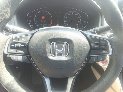 Used 2019 Honda Accord LX image 19