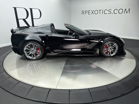 Used 2018 Chevrolet Corvette Z06 RWD image 10