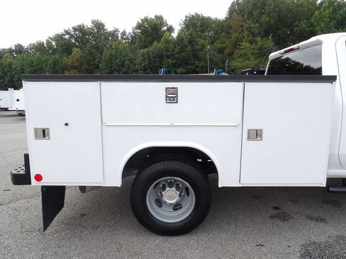 Used 2024 Chevrolet Silverado 3500 W/T w/ Snow Plow Prep Package AWD/4WD image 54