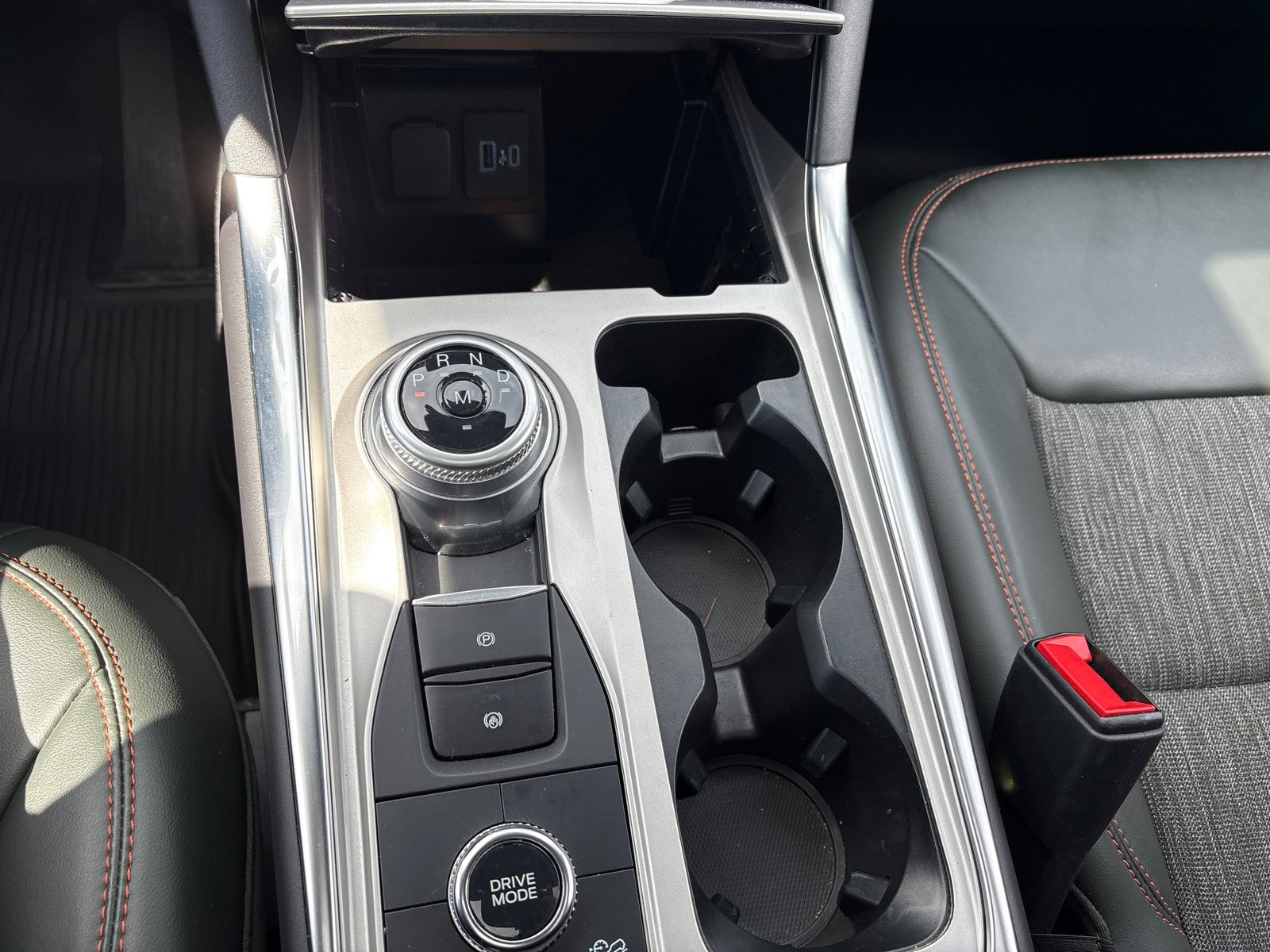 Used 2023 Ford Explorer Timberline w/ Timberline Technology Package AWD/4WD image 23