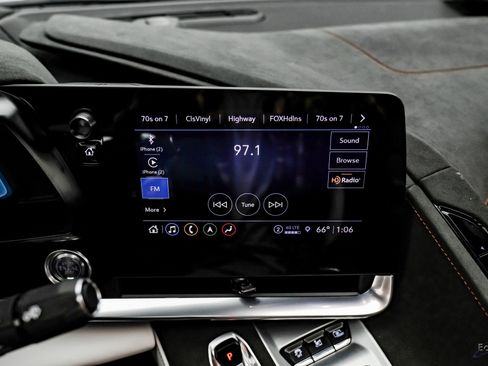 Used 2023 Chevrolet Corvette Stingray Premium Cpe w/ Z51 Performance Package image 76