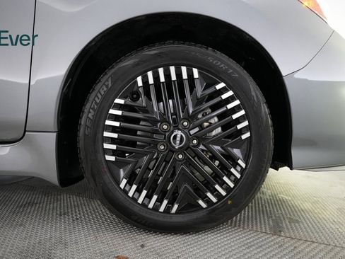 Used 2023 Nissan Leaf SV Plus image 20