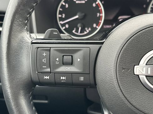 Used 2023 Nissan Rogue SV w/ SV Premium B Package FWD image 30