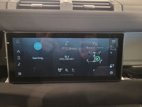 Used 2022 Land Rover Defender 90 X-Dynamic SE image 15