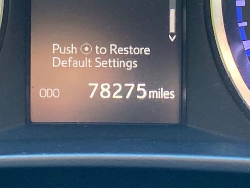 Used 2019 Toyota Highlander LE FWD image 18