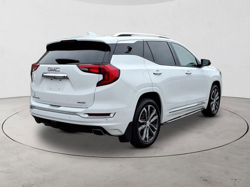Used 2018 GMC Terrain Denali w/ LPO, 'HIT The Road' Package AWD/4WD image 5