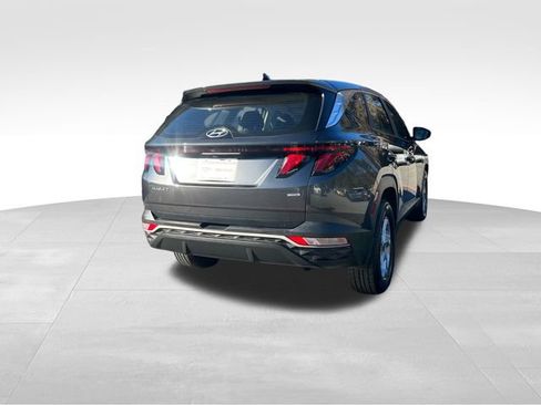 Used 2023 Hyundai Tucson SE image 5