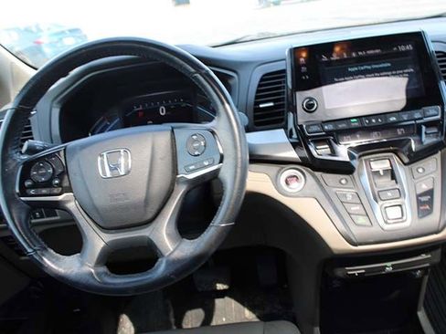Used 2019 Honda Odyssey Touring image 11