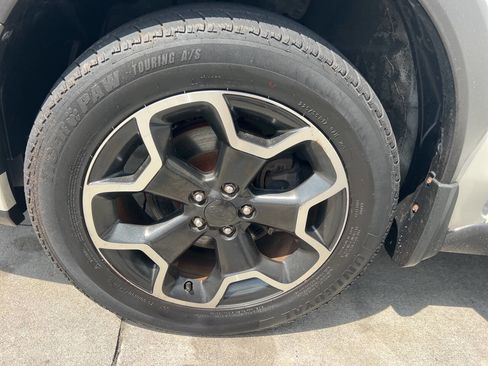 Used 2013 Subaru Crosstrek 2.0i Premium image 23