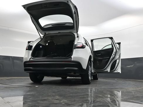 Used 2023 Honda HR-V LX image 40
