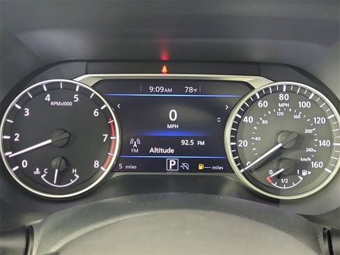 New 2025 Nissan Sentra SV w/ SV Premium Package image 17