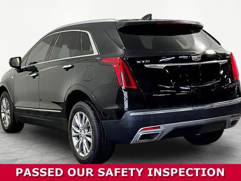 Used 2022 Cadillac XT5 Premium Luxury w/ Technology Package FWD image 4