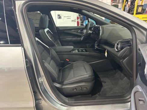 New 2024 Chevrolet Blazer EV LT image 30