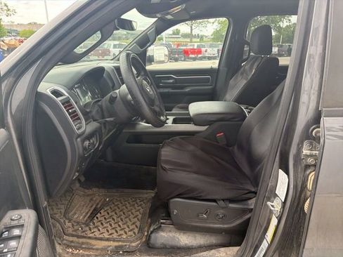 Used 2019 RAM 1500 Big Horn AWD/4WD image 2