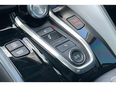 Used 2023 Acura TLX w/ Technology Package image 31