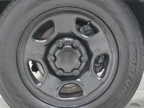 Used 2005 Chevrolet Astro RWD image 20
