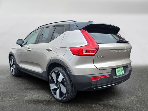 Certified 2023 Volvo XC40 Recharge Ultimate image 7