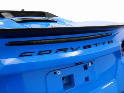 Used 2023 Chevrolet Corvette Stingray w/ Z51 Performance Package image 17