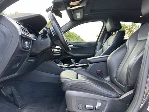 Certified 2023 BMW X4 xDrive30i w/ Premium Package image 17
