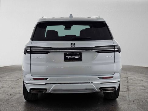 New 2027 Buick Enclave Avenir FWD image 4