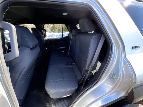 Used 2025 Toyota 4Runner SR5 image 15