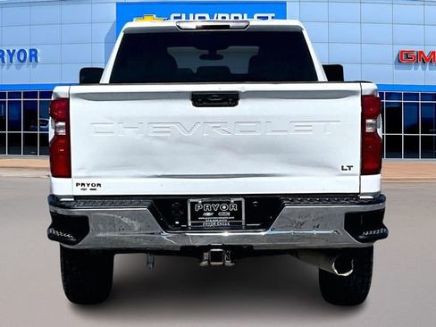 Used 2022 Chevrolet Silverado 2500 LT w/ Convenience Package AWD/4WD image 6