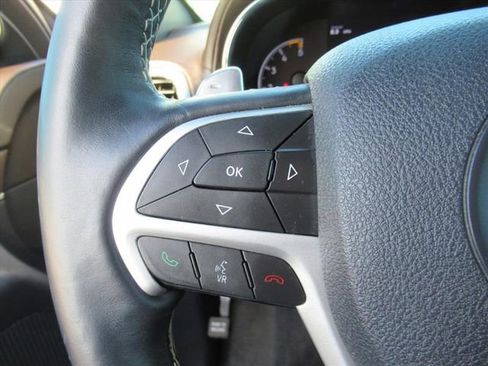 Used 2016 Jeep Grand Cherokee Overland w/ Trailer Tow Group IV image 23