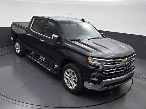 Used 2022 Chevrolet Silverado 1500 LTZ RWD image 22