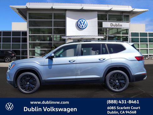 New 2024 Volkswagen Atlas SE image 8