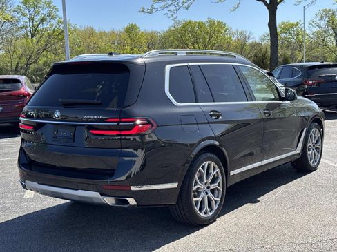Used 2026 BMW X7 xDrive40i w/ Premium Package AWD/4WD image 5