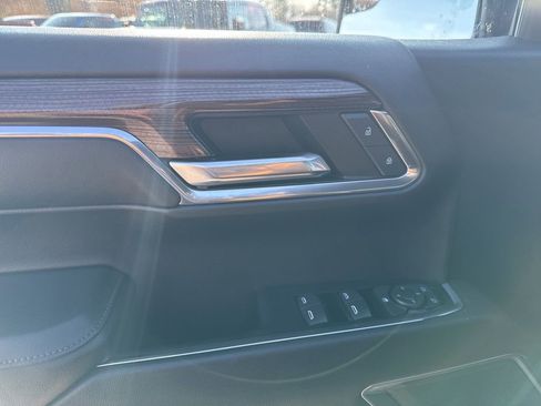 Used 2023 Chevrolet Silverado 1500 LT image 27