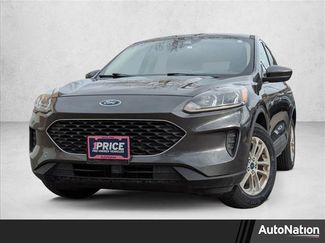 Used 2020 Ford Escape SE video 1