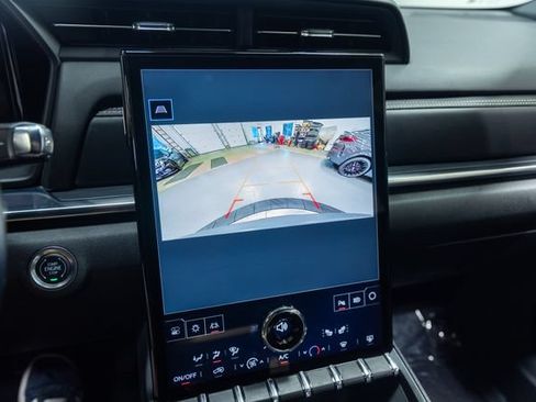 Used 2025 GMC Terrain Elevation FWD image 16