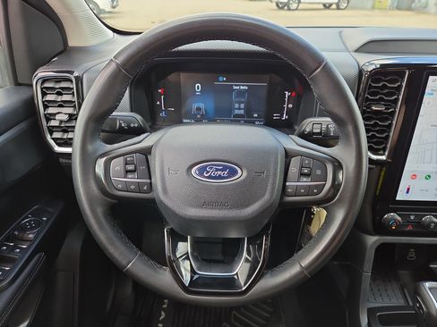 Used 2024 Ford Ranger XLT w/ Trailer Tow Package image 18