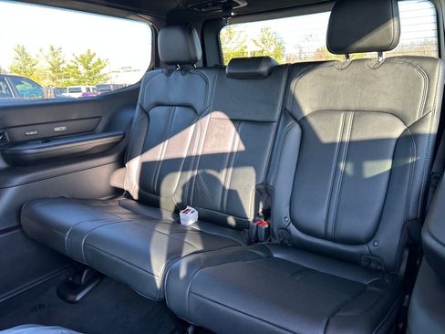 New 2026 Jeep Grand Wagoneer Limited AWD/4WD image 25