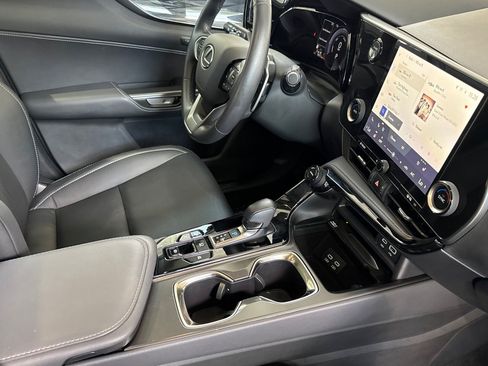 Certified 2026 Lexus NX 350h AWD w/ Accessory Package (2T) image 20