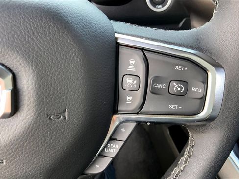 Used 2025 RAM 1500 Laramie w/ Laramie Southwest Edition image 23